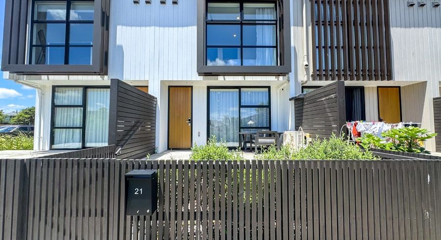  at 21 Balfron Avenue, Mount Roskill, Auckland City, Auckland