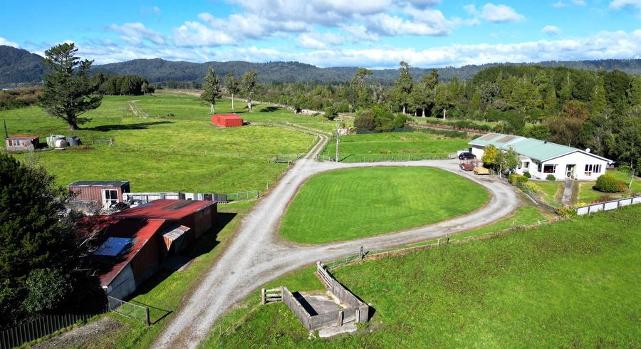  at 200 Golf Links Road, Greymouth, Grey, West Coast