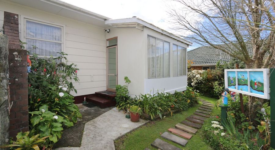  at a and b/1 Marshall Laing Avenue, Mount Roskill, Auckland City, Auckland