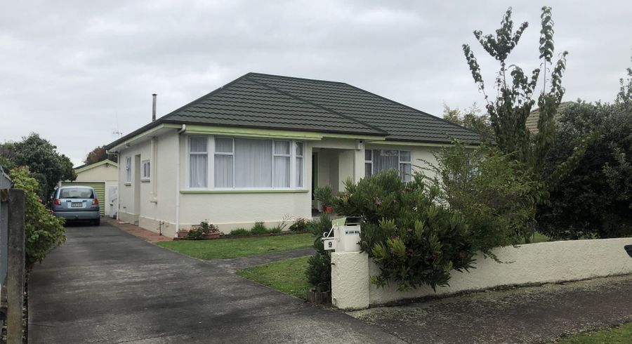  at 9 Karamua, Takaro, Palmerston North, Manawatu / Whanganui