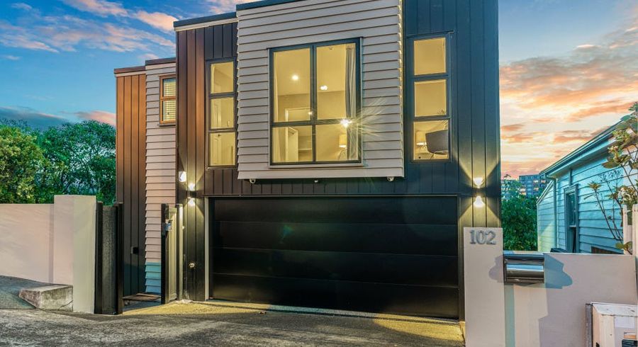  at 102 Bassett Road, Remuera, Auckland