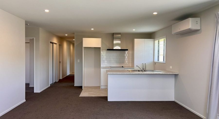  at 4 Applegrove Crescent, Belfast, Christchurch