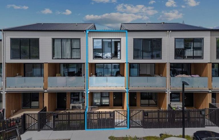  at 7/25 Griffen Park Road, Mount Roskill, Auckland City, Auckland