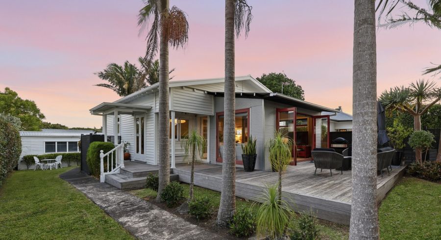  at 18 Alberta Street, Point Chevalier, Auckland City, Auckland