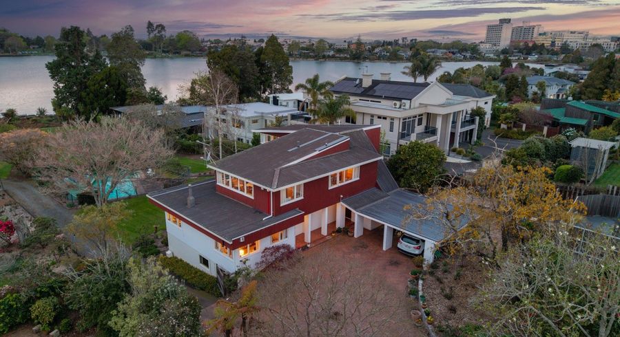  at 144 Lake Crescent, Hamilton Lake, Hamilton, Waikato
