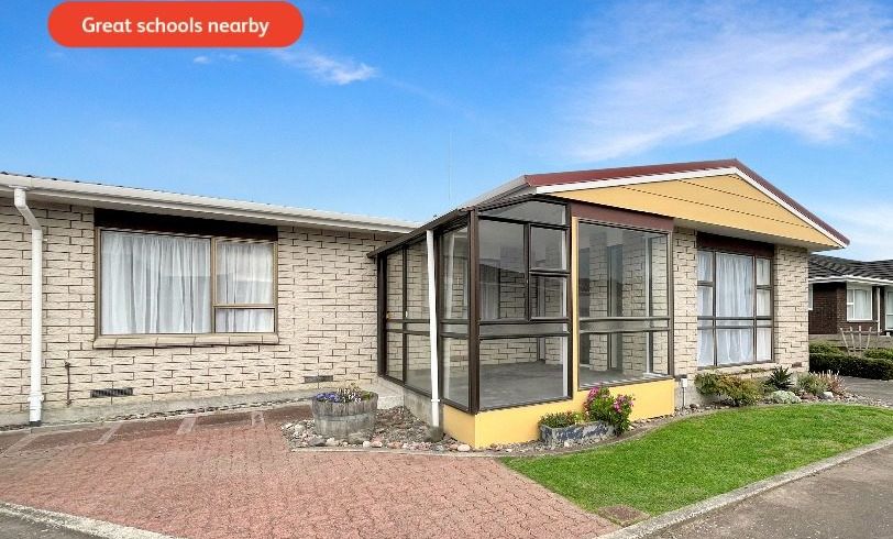  at 5 Chertsey Court, Roslyn, Palmerston North