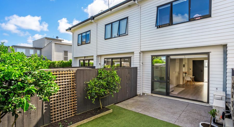  at 7 Harakeke Road, Hobsonville, Waitakere City, Auckland