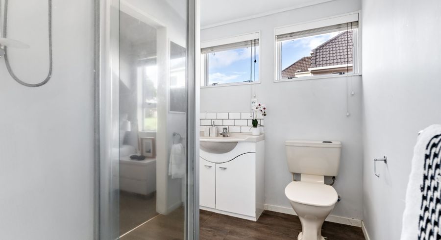  at 98b Gowing drive, Meadowbank, Auckland City, Auckland