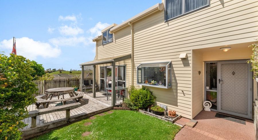  at 7/485 Don Buck Road, Massey, Auckland