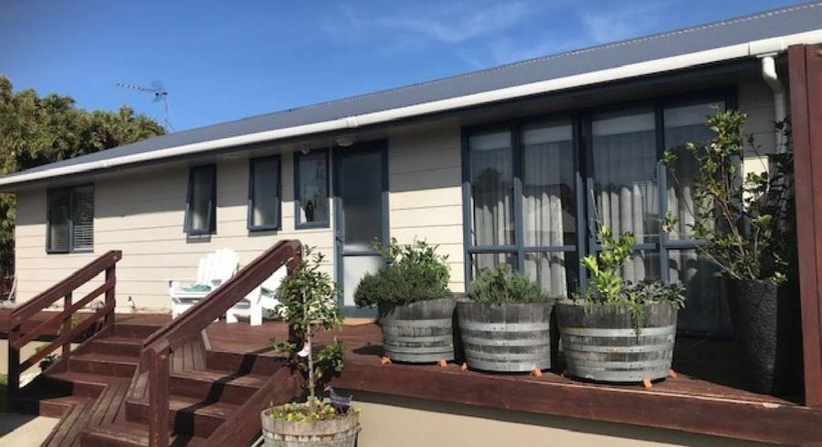  at 4A Ronald Ave, Glenbrook, Franklin, Auckland