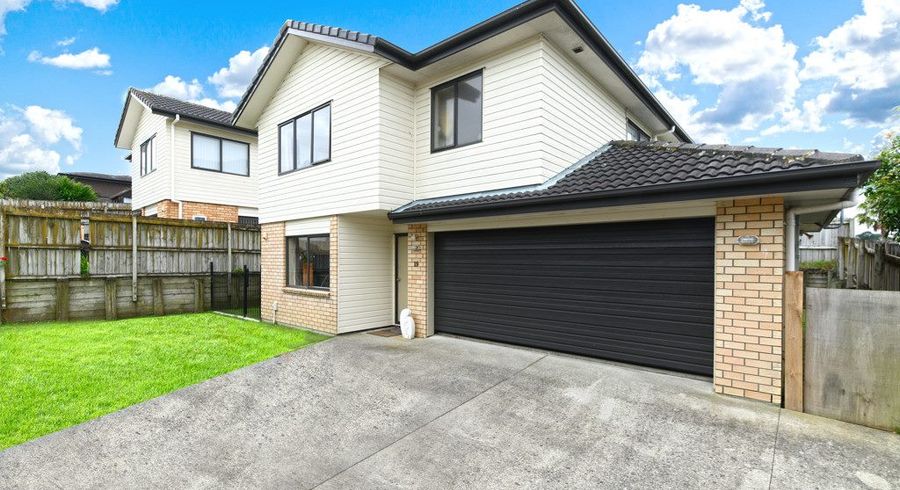 at 19 Andover Way, Goodwood Heights, Auckland