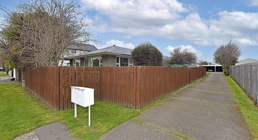  at 2/124 Huxley Street, Sydenham, Christchurch City, Canterbury