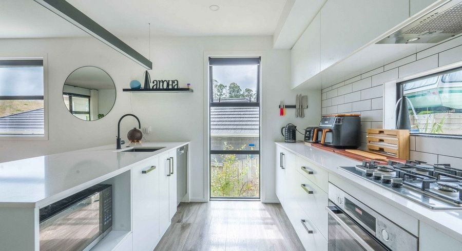  at 19 Bob Carter Place, Welcome Bay, Tauranga