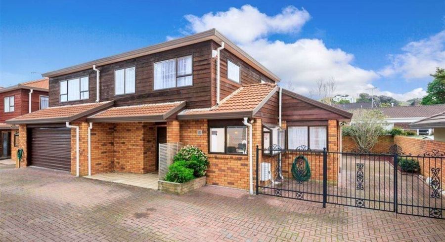  at 2/12 Owens Road, Epsom, Auckland