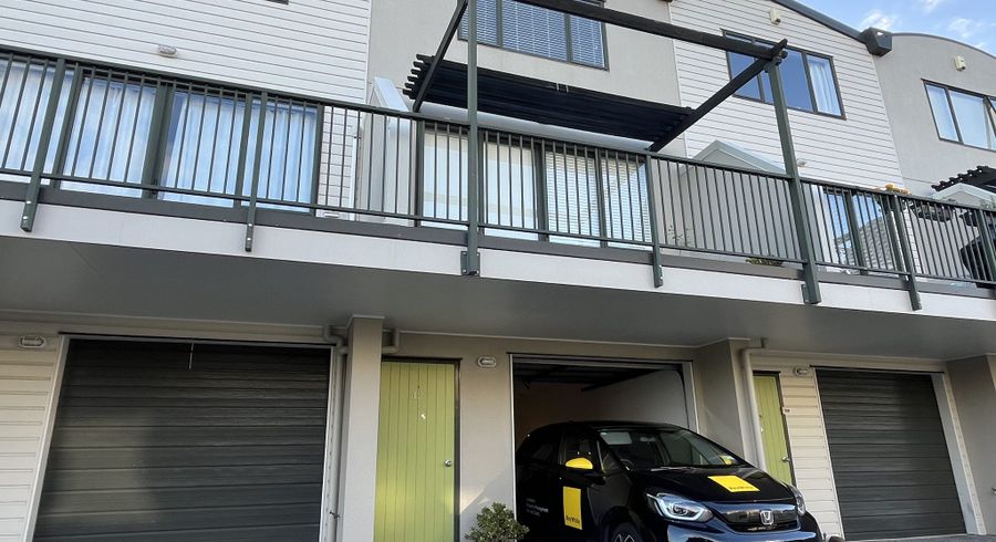  at 12/8 Flynn Street, Birkdale, Auckland
