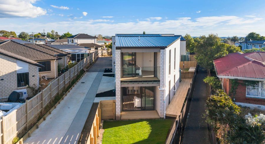  at 30 Tawa Crescent, Manurewa, Manukau City, Auckland