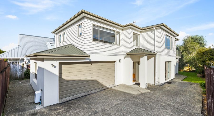  at 80C Golf Road, New Lynn, Waitakere City, Auckland