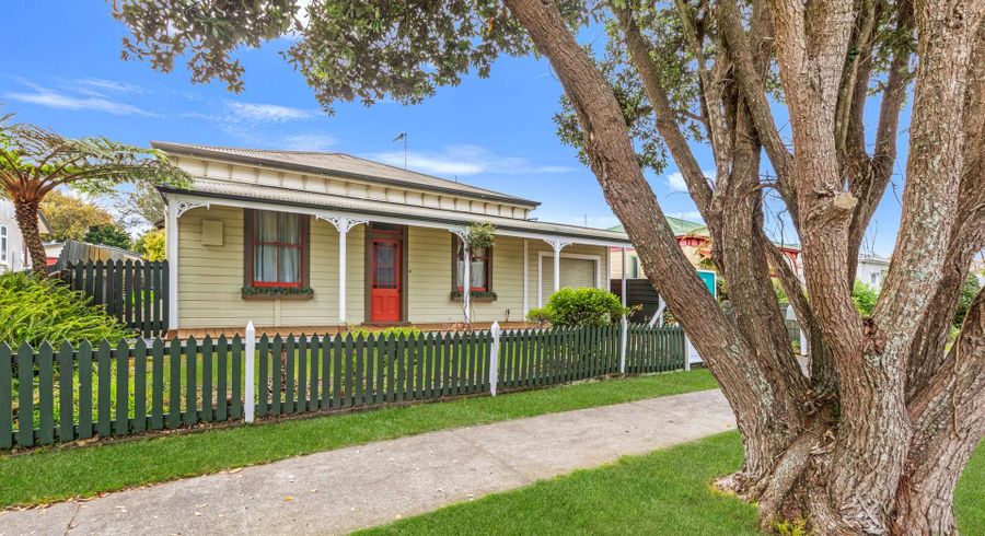  at 127 Linton Street, West End, Palmerston North, Manawatu / Whanganui