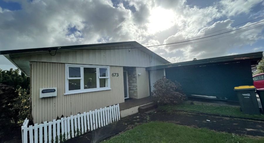  at 673 Beach Road, Browns Bay, North Shore City, Auckland