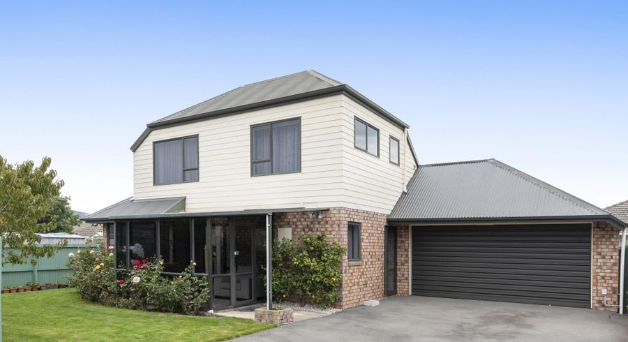  at 2/17 Cunningham Place, Halswell, Christchurch City, Canterbury