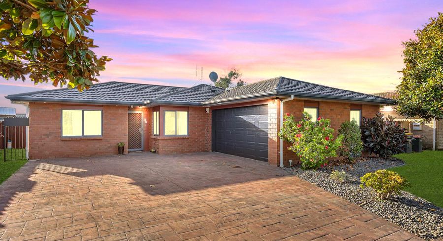  at 4 Farmdale Court, Flat Bush, Manukau City, Auckland
