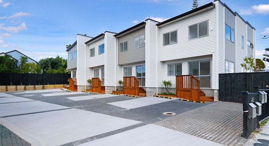  at 1/45 Methuen Road, New Windsor, Auckland