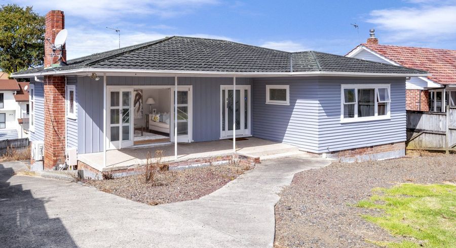  at 28 Howe Street, Howick, Auckland