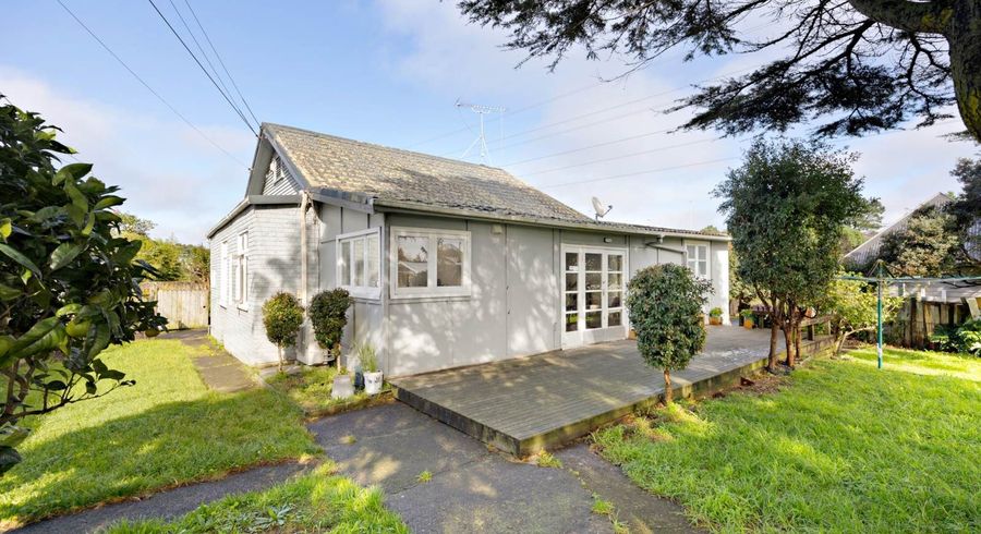  at 21 McLennan Road, Mount Wellington, Auckland City, Auckland