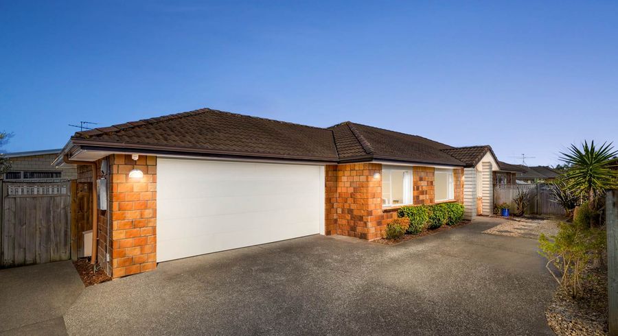  at 10 Allerton Place, Wattle Downs, Auckland