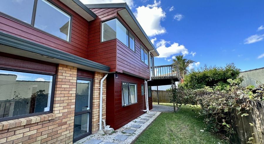  at 2/45 Deep Creek Road, Waiake, North Shore City, Auckland