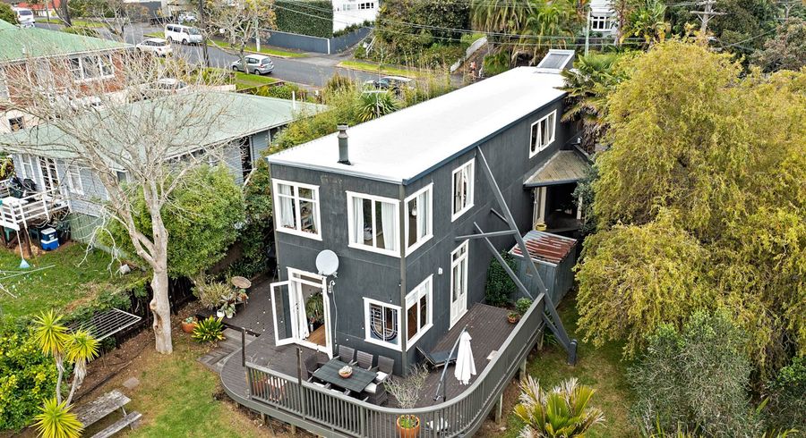  at 2 Hukanui Crescent, Ponsonby, Auckland