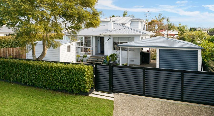  at 14 Celtic Crescent, Ellerslie, Auckland