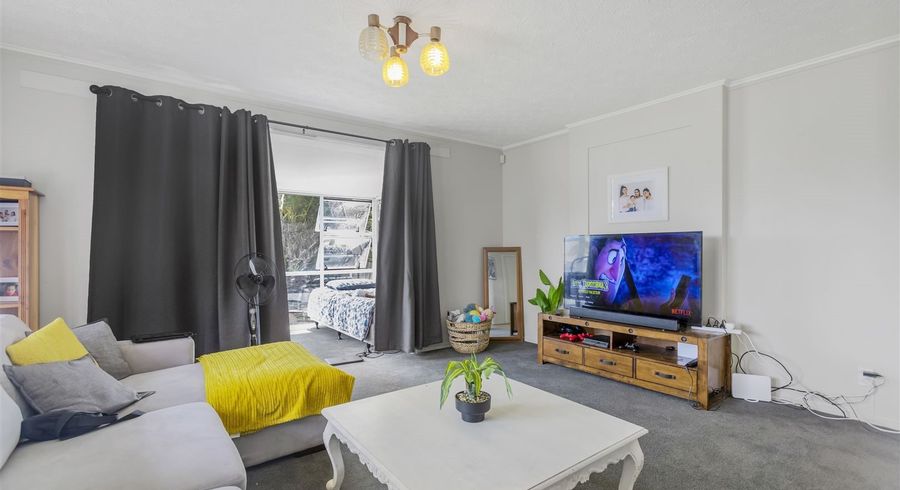  at 42 Tiraumea Drive, Pakuranga, Manukau City, Auckland