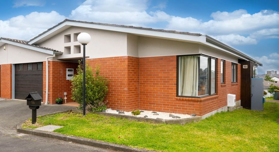  at 14/17 Matata Street, Blockhouse Bay, Auckland