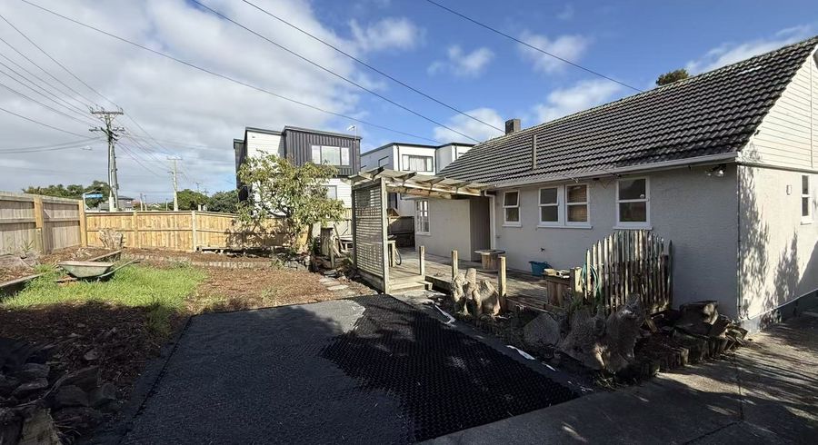  at 82 Oranga ave, Onehunga, Auckland City, Auckland