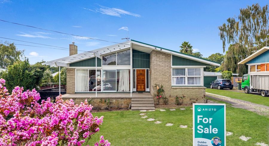  at 30 Garden Heights Ave, Glenview, Hamilton, Waikato