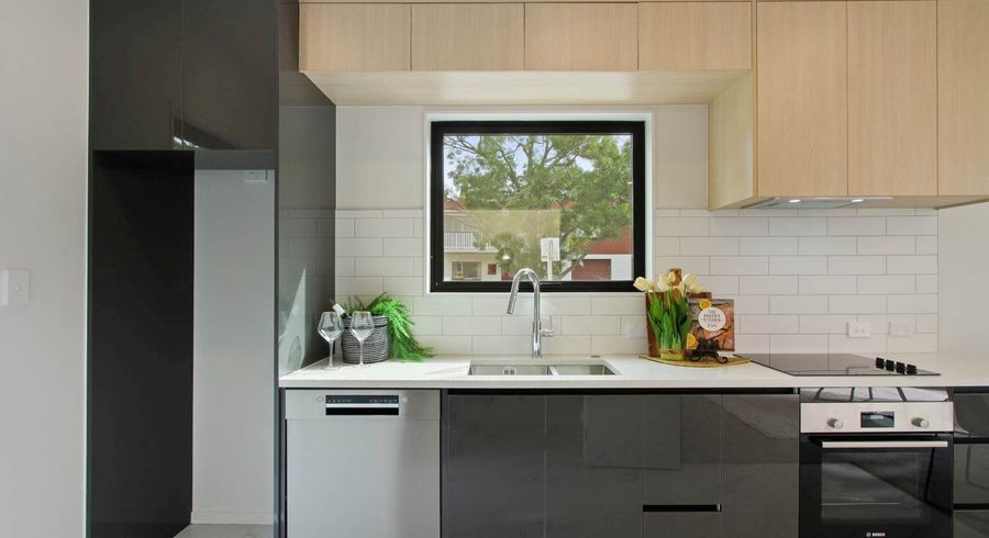  at 3C Takapu Street, Henderson, Waitakere City, Auckland
