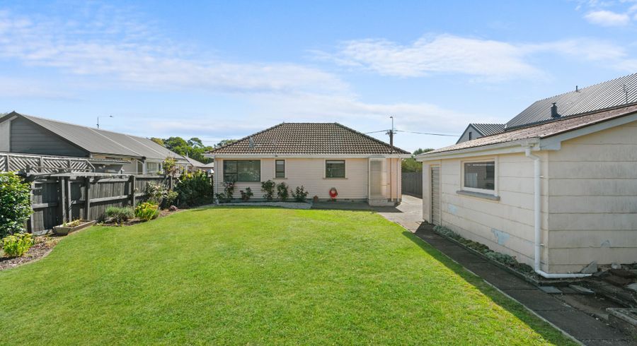  at 16 Bassett Street, Burwood, Christchurch City, Canterbury