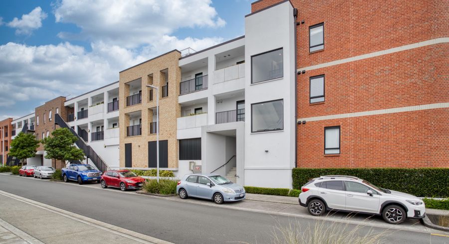  at 215/81 Mapou Road, Hobsonville, Waitakere City, Auckland
