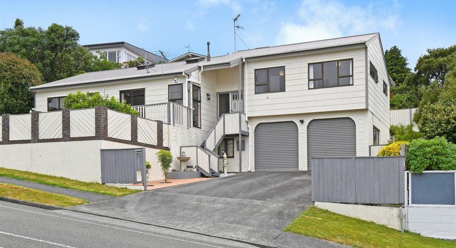  at 52 Major Drive, Kelson, Lower Hutt