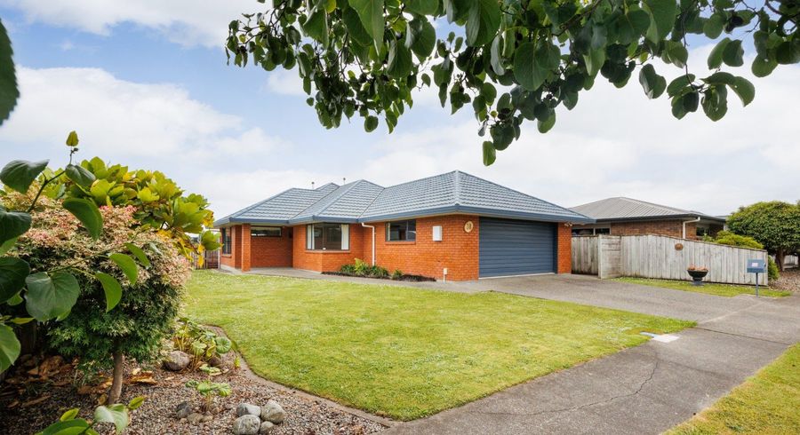  at 38 Parnell Heights Drive, Kelvin Grove, Palmerston North, Manawatu / Whanganui