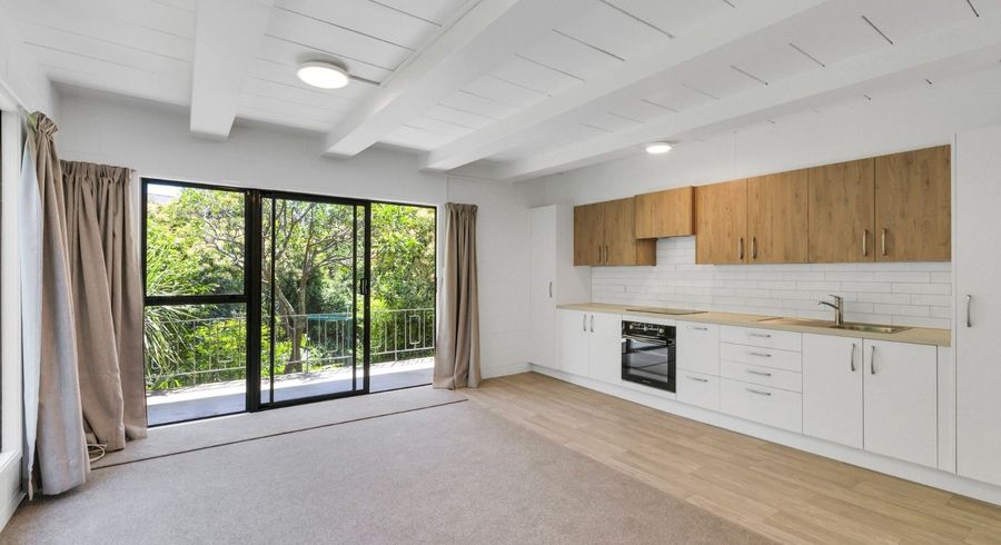  at 3/114A Deep Creek Rd, Torbay, North Shore City, Auckland