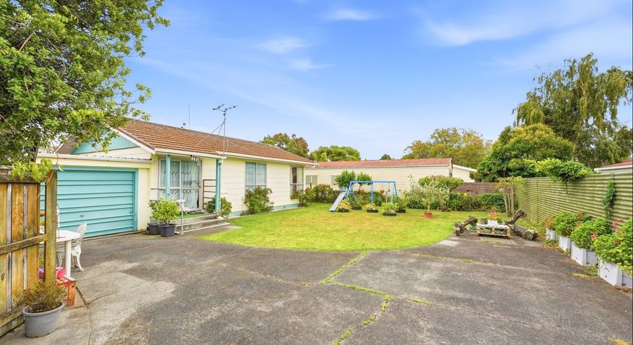  at 8 Cascade Crescent, Westbrook, Palmerston North, Manawatu / Whanganui