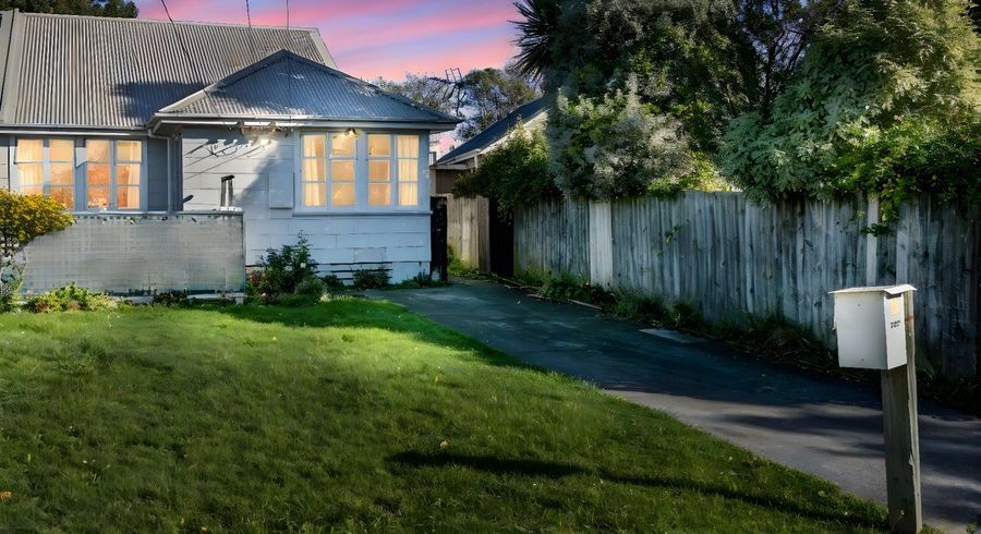  at 15 Balgay Street, Upper Riccarton, Christchurch City, Canterbury