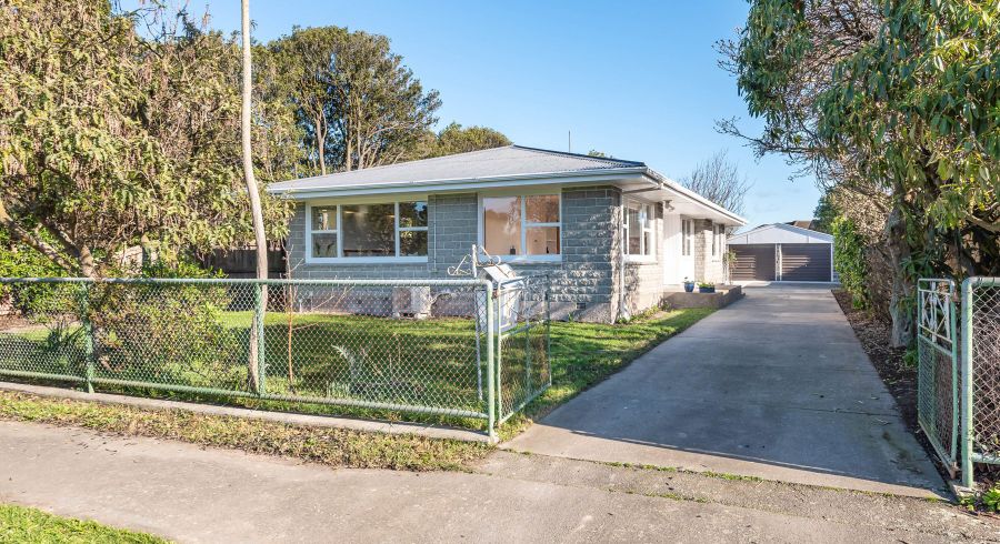  at 17 Moyna Avenue, Dallington, Christchurch City, Canterbury