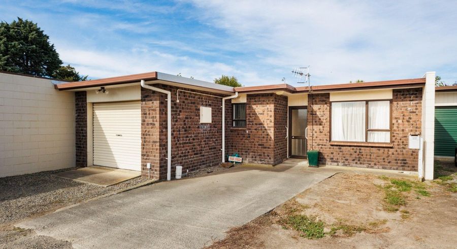  at 22 Wills Crescent, Ashhurst, Ashhurst