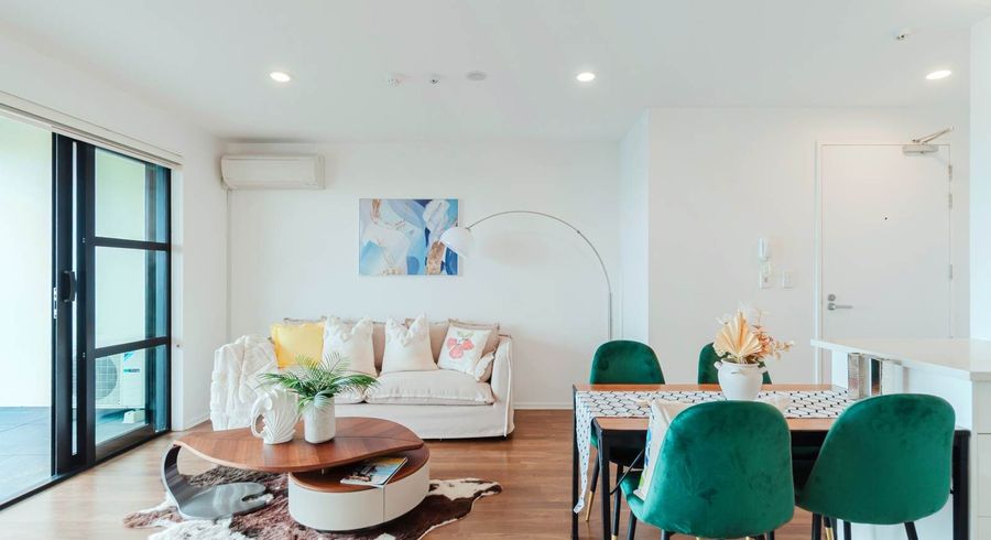  at 301/46 Rosedale Road, Pinehill, North Shore City, Auckland