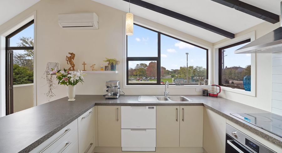  at 1/4 Nova Place, Christchurch Central, Christchurch