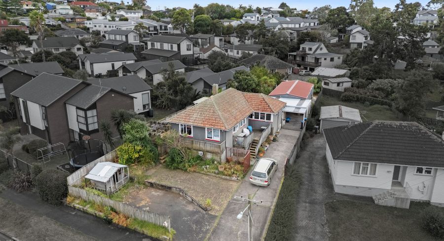  at 10 Melling Street, Glen Innes, Auckland City, Auckland