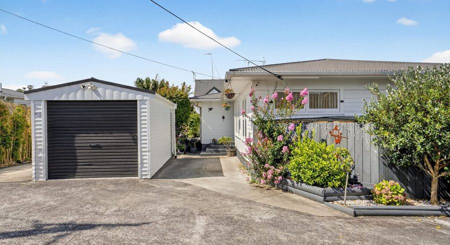  at 1/7a Corunna Road, Milford, North Shore City, Auckland